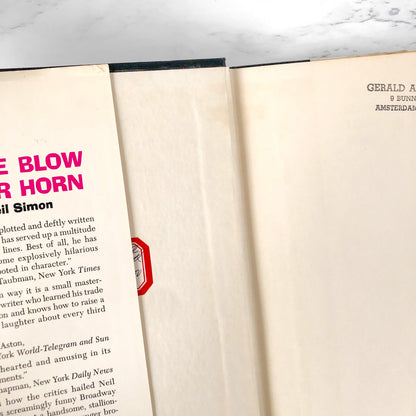 Come Blow Your Horn: A Play by Neil Simon [1961 HARDCOVER] • Fireside Theatre Book Club