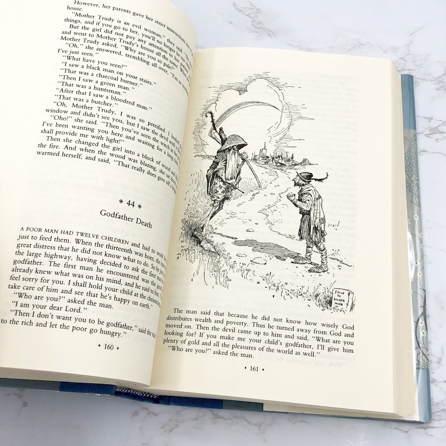 The Complete Fairy Tales of The Brothers Grimm translated by Jack Snipes [ILLUSTRATED HARDCOVER OMNIBUS] 1987 • Bantam