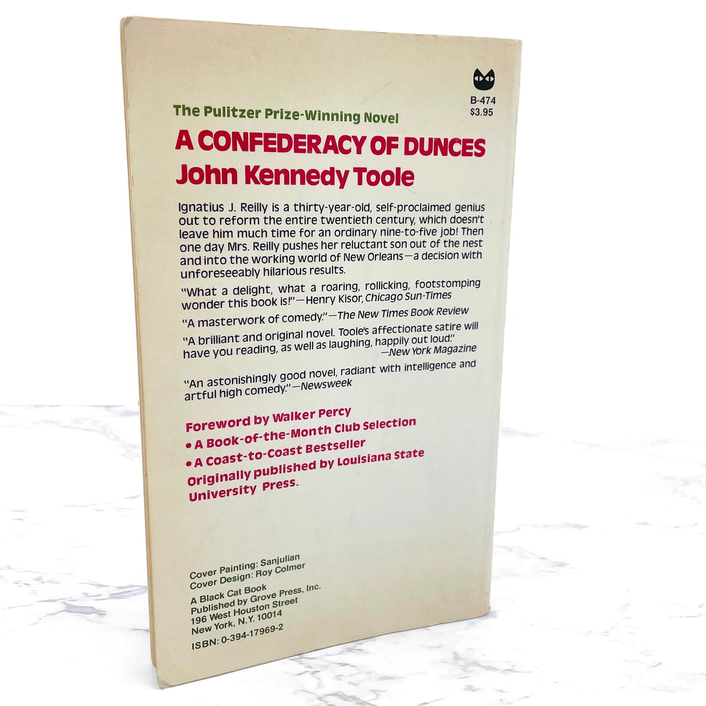 A Confederacy of Dunces by John Kennedy Toole [1982 PAPERBACK] • Grove Press