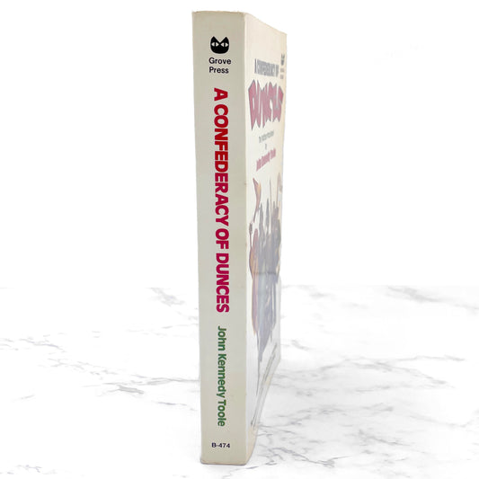 A Confederacy of Dunces by John Kennedy Toole [1982 PAPERBACK] • Grove Press