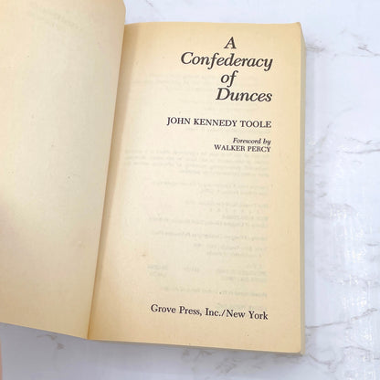 A Confederacy of Dunces by John Kennedy Toole [1982 PAPERBACK] • Grove Press