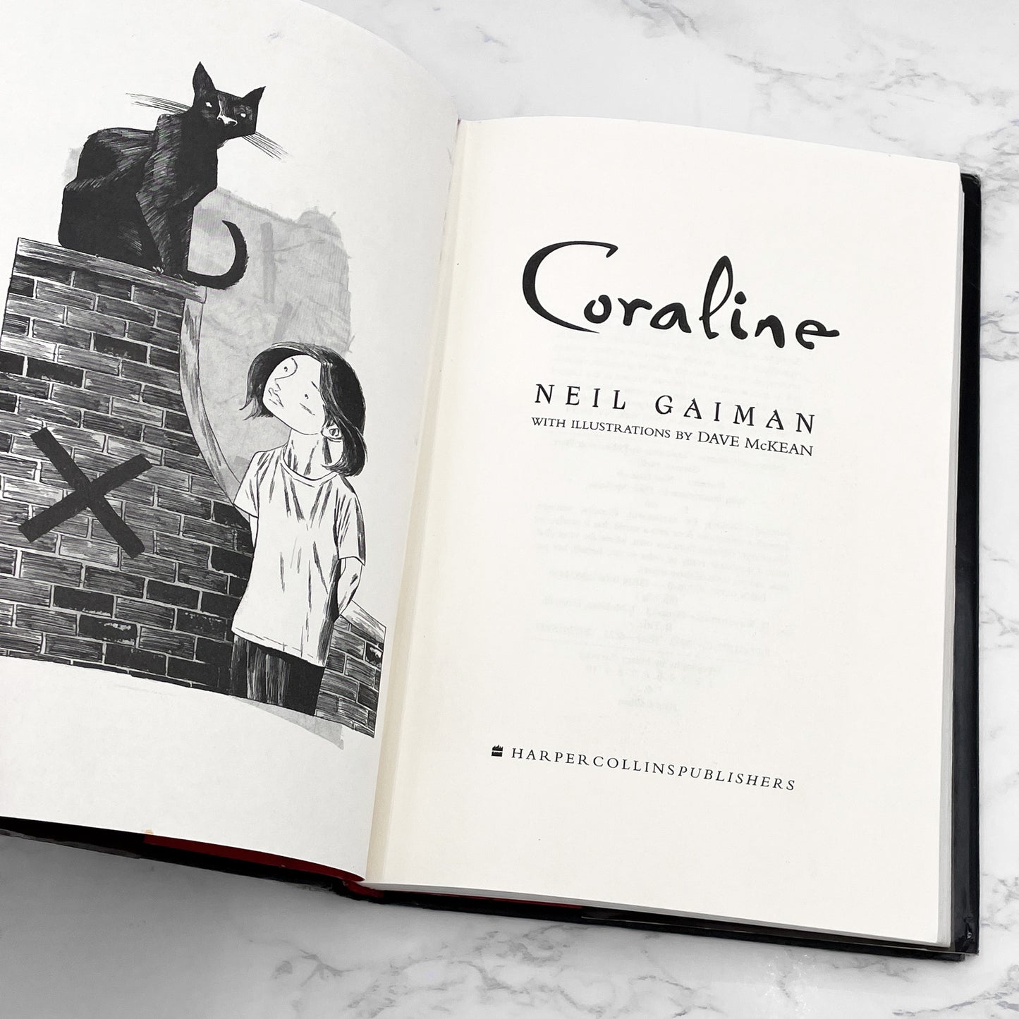 Coraline by Neil Gaiman [U.S. FIRST EDITION • FIRST PRINTING] 2002 • Harper Collins *Condition