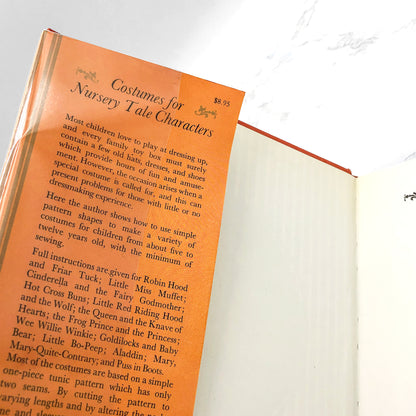 Costumes for Nursery Tale Characters by Jean Greenhowe [FIRST EDITION] 1976 • Plays Inc.