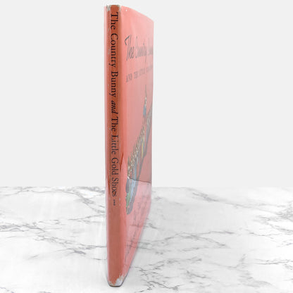 The Country Bunny & the Little Gold Shoes by DuBose Heyward & illustrated by Marjorie Flack [FIRST EDITION] • Later Printing / 1976 • Houghton Mifflin