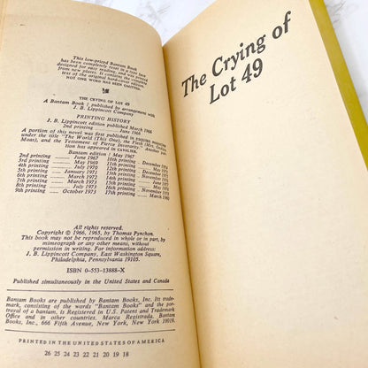 The Crying of Lot 49 by Thomas Pynchon [1980 PAPERBACK] • Bantam