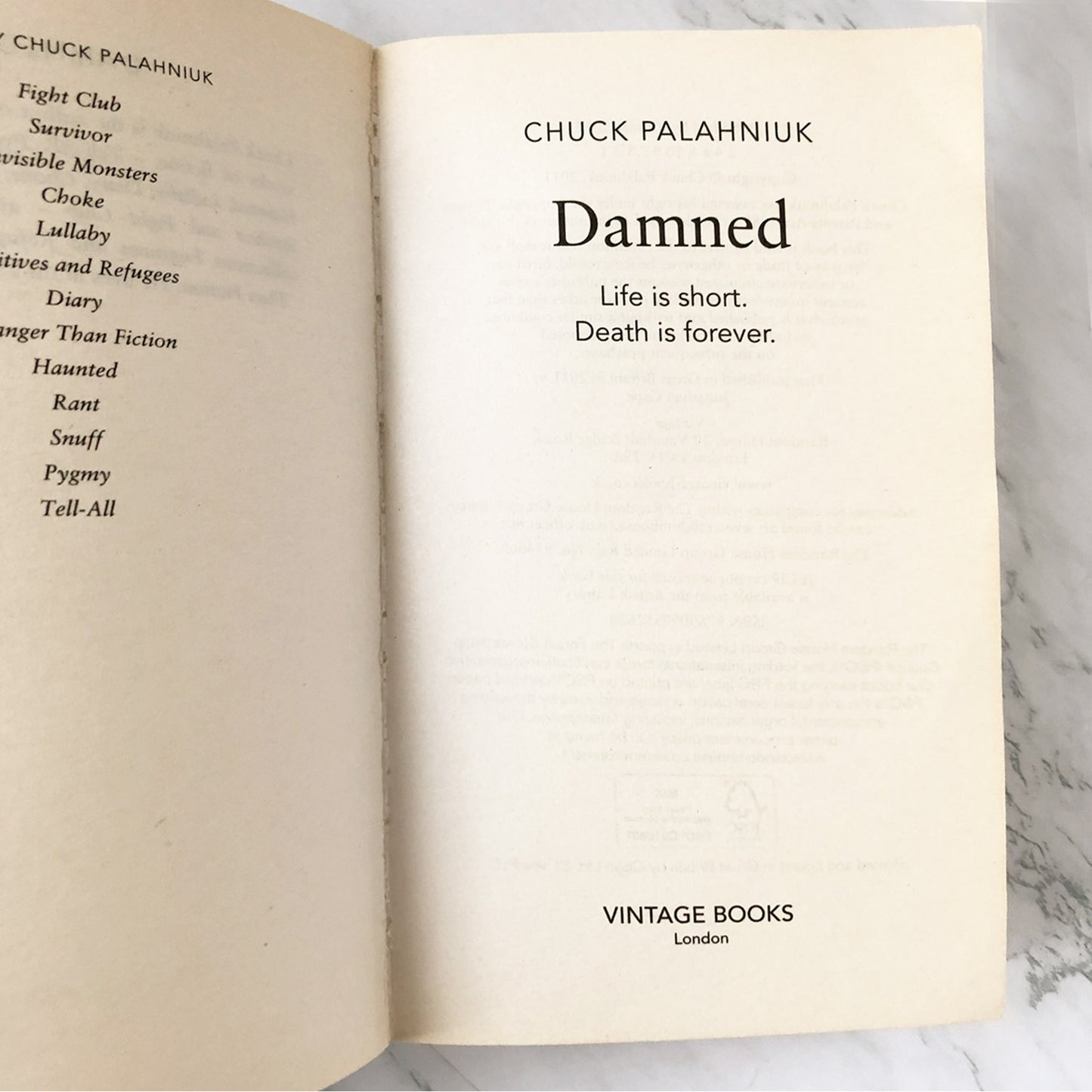 Damned by Chuck Palahniuk [FIRST U.K. PAPERBACK PRINTING] 2012 • Vintage Books