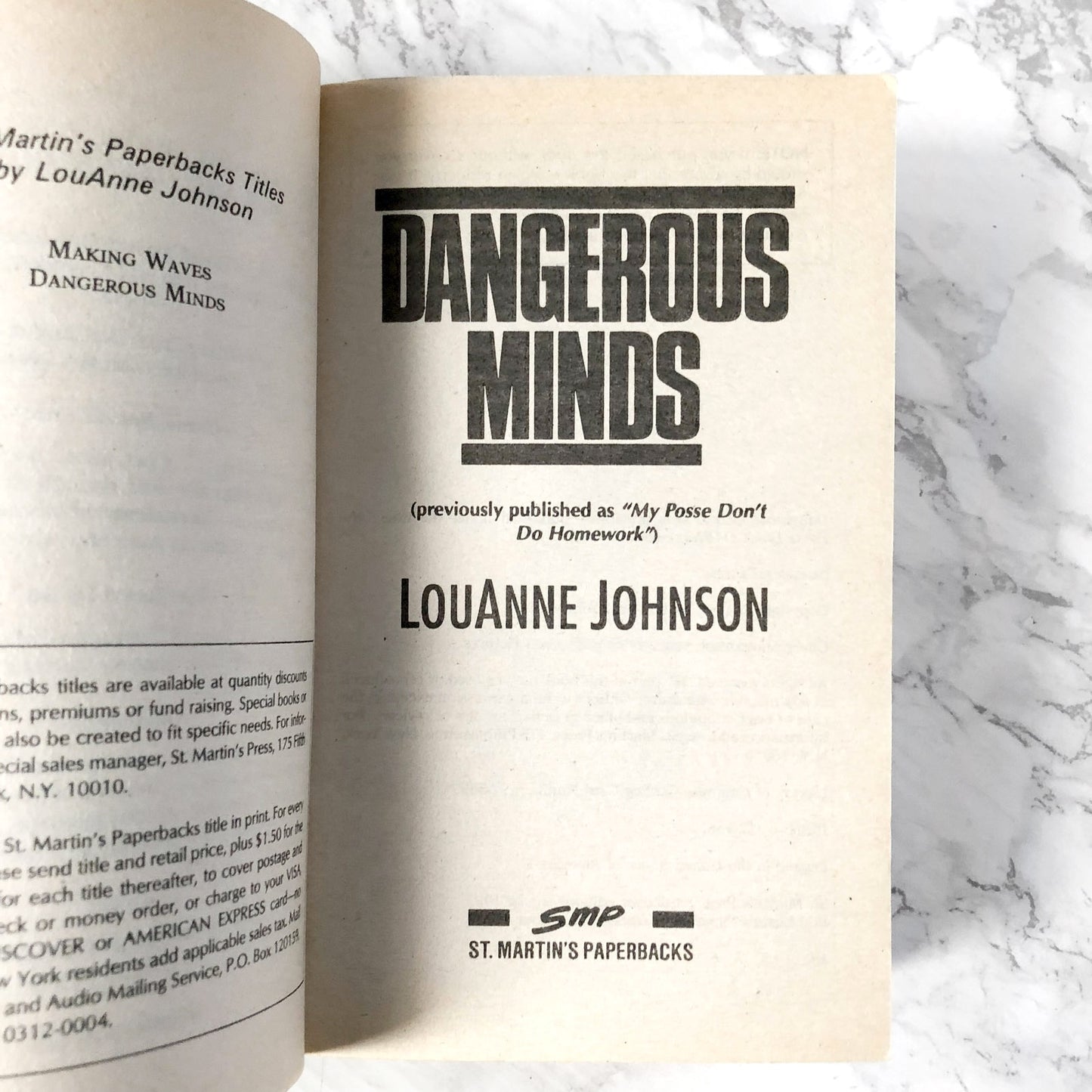 Dangerous Minds by LouAnne Johnson [MOVIE TIE-IN PAPERBACK] 1993 • St. Martin's