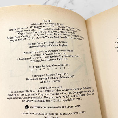 The Dark Tower IV: Wizard and Glass by Stephen King [FIRST PLUME PRINTING] 1997