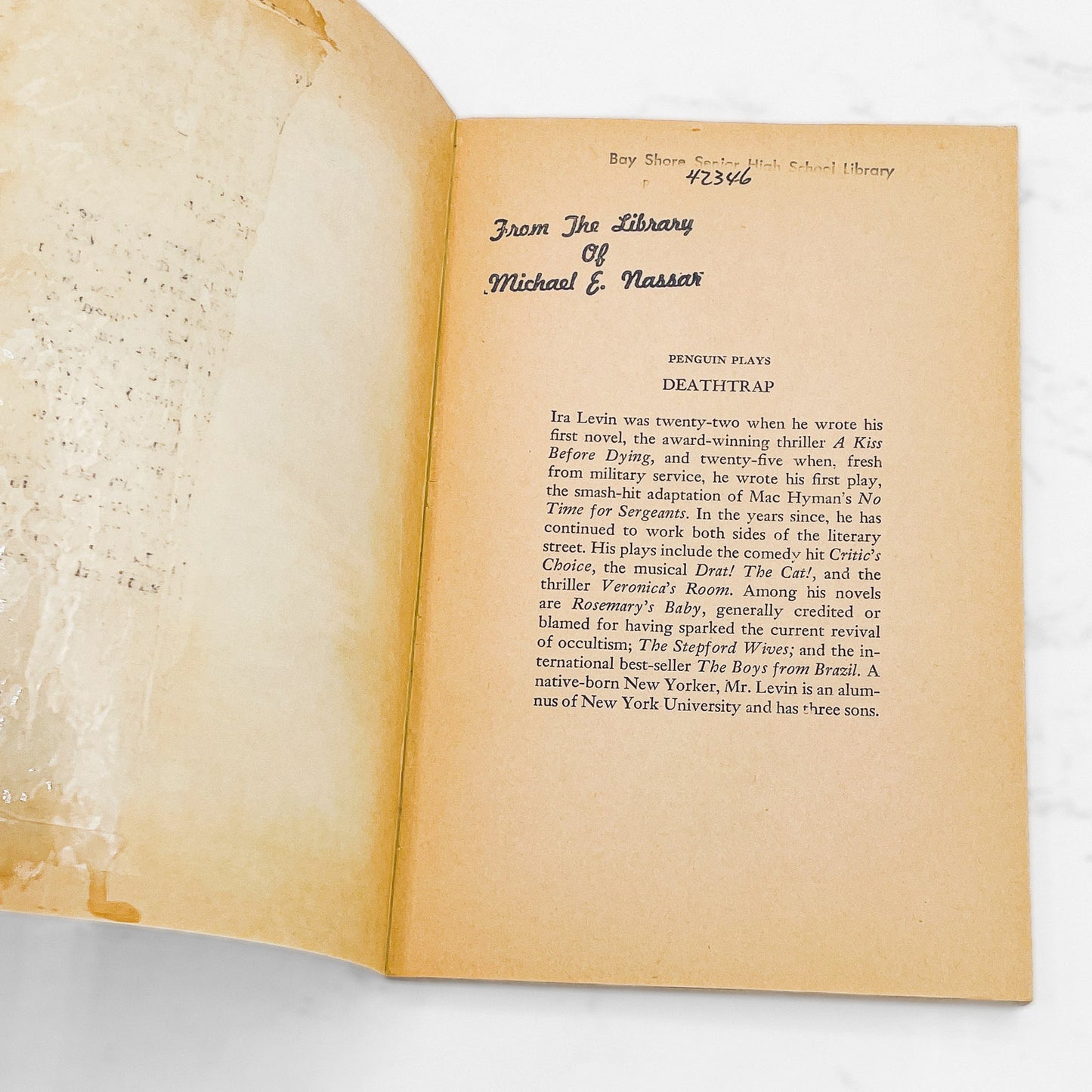 Deathtrap: A Thriller in Two Acts by Ira Levin [TRADE PAPERBACK] 1982 • Penguin