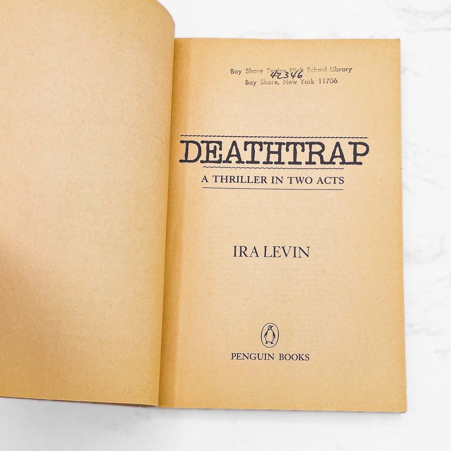Deathtrap: A Thriller in Two Acts by Ira Levin [TRADE PAPERBACK] 1982 • Penguin