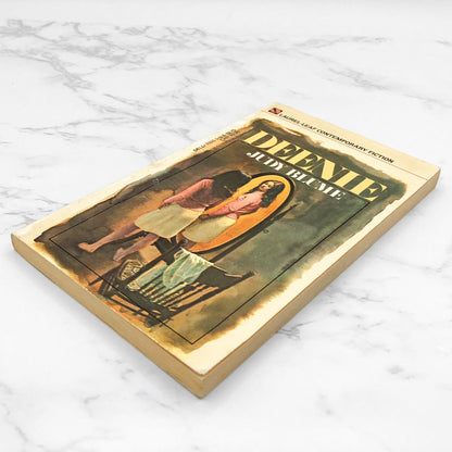 Deenie by Judy Blume [FIRST PAPERBACK EDITION] Dell • Laurel-Leaf