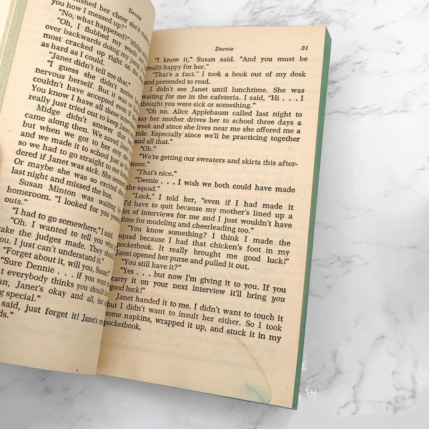 Deenie by Judy Blume [1976 PAPERBACK] • Laurel-Leaf *See Condition