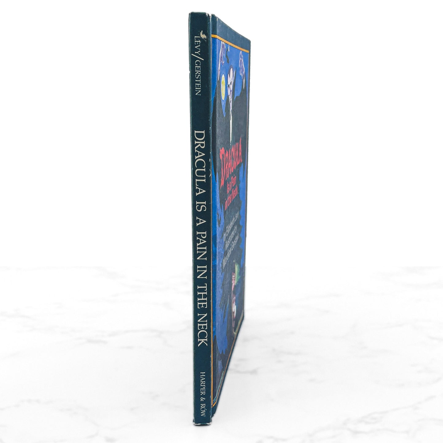 Dracula is a Pain in the Neck by Elizabeth Levy & illustrated by Mordicai Gerstein [FIRST EDITION] 1983