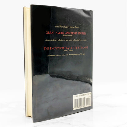 Dracula’s Brood: Neglected Vampire Classics by Arthur Conan Doyle, M.R. James, Algernon Blackwood & Others [FIRST EDITION HARDCOVER] 1991  • Dorset Press