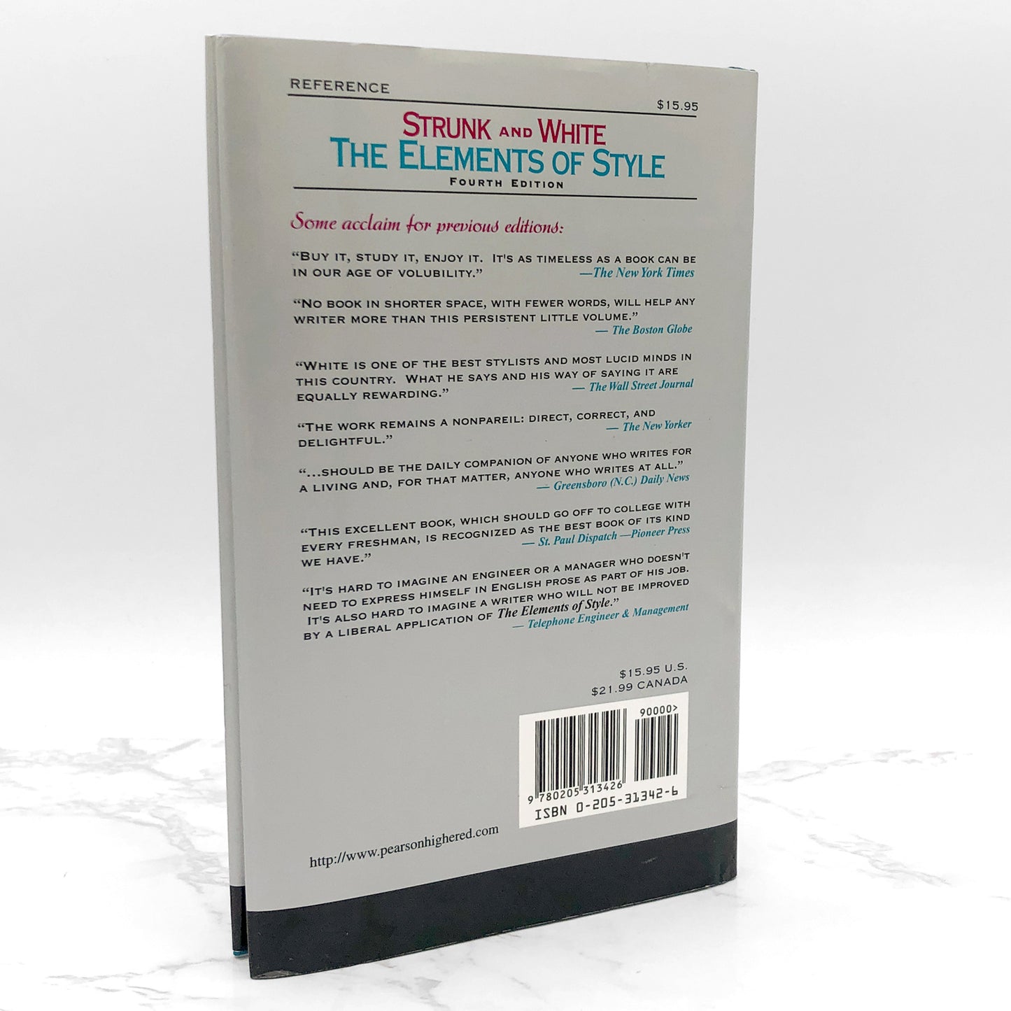 The Elements of Style by William Strunk and E.B. White [4th EDITION HARDCOVER] • 2000