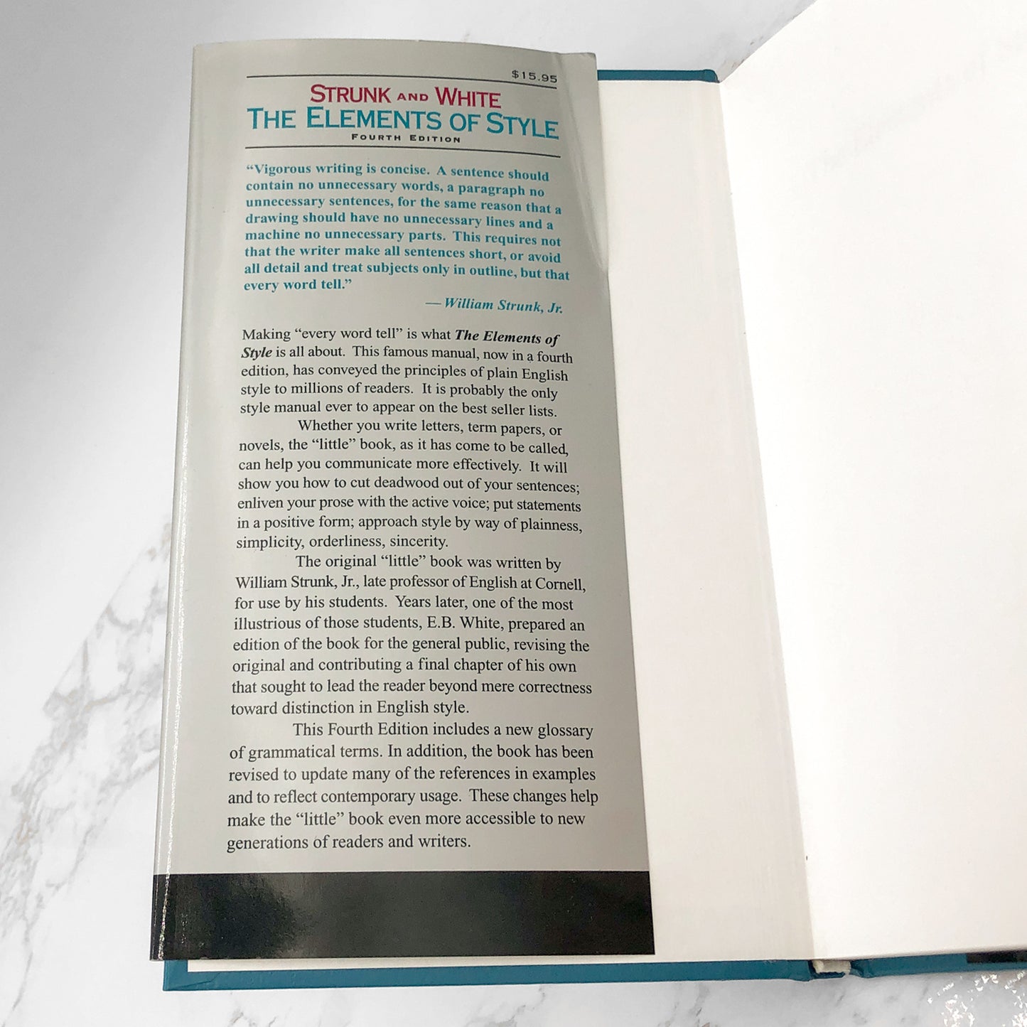 The Elements of Style by William Strunk and E.B. White [4th EDITION HARDCOVER] • 2000