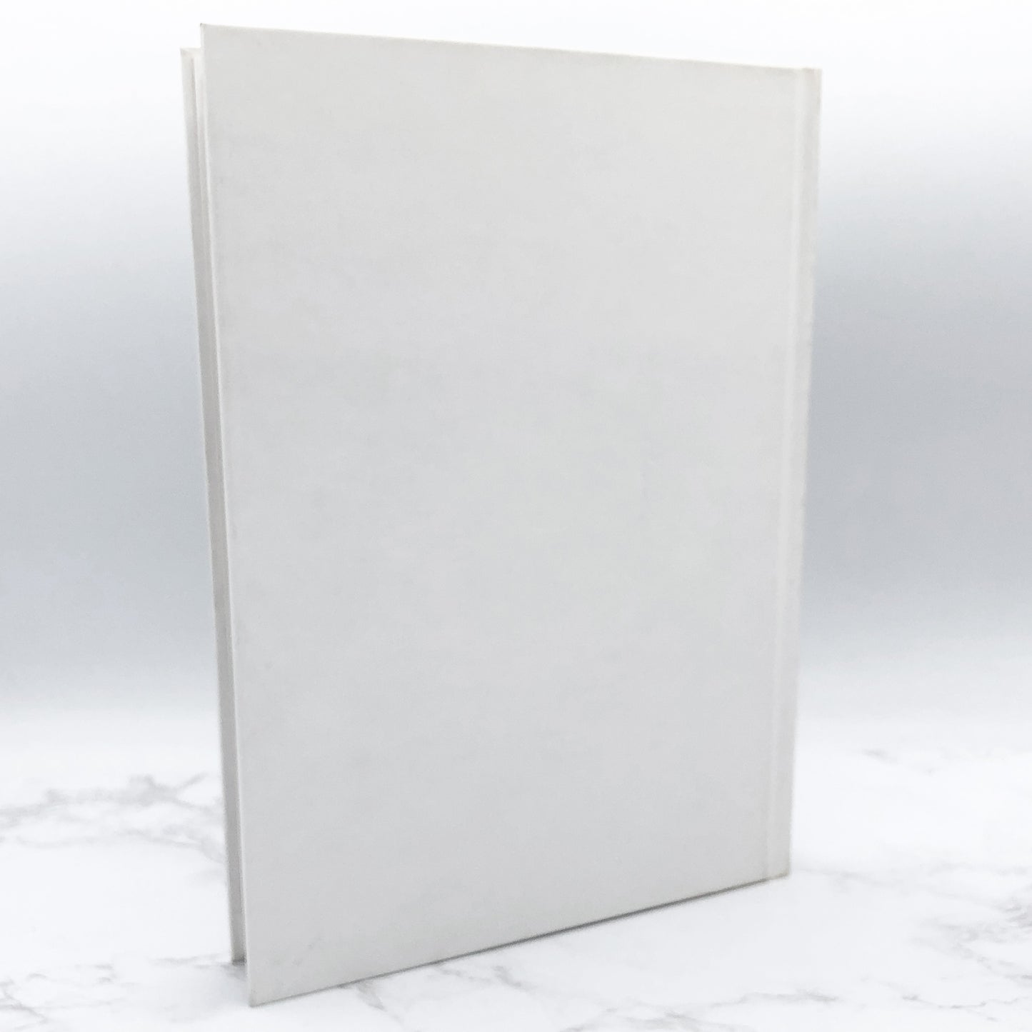 Eloise by Kay Thompson w. drawings by Hilary Knight [HARDCOVER RE-PRINT] 1983 • Simon & Schuster