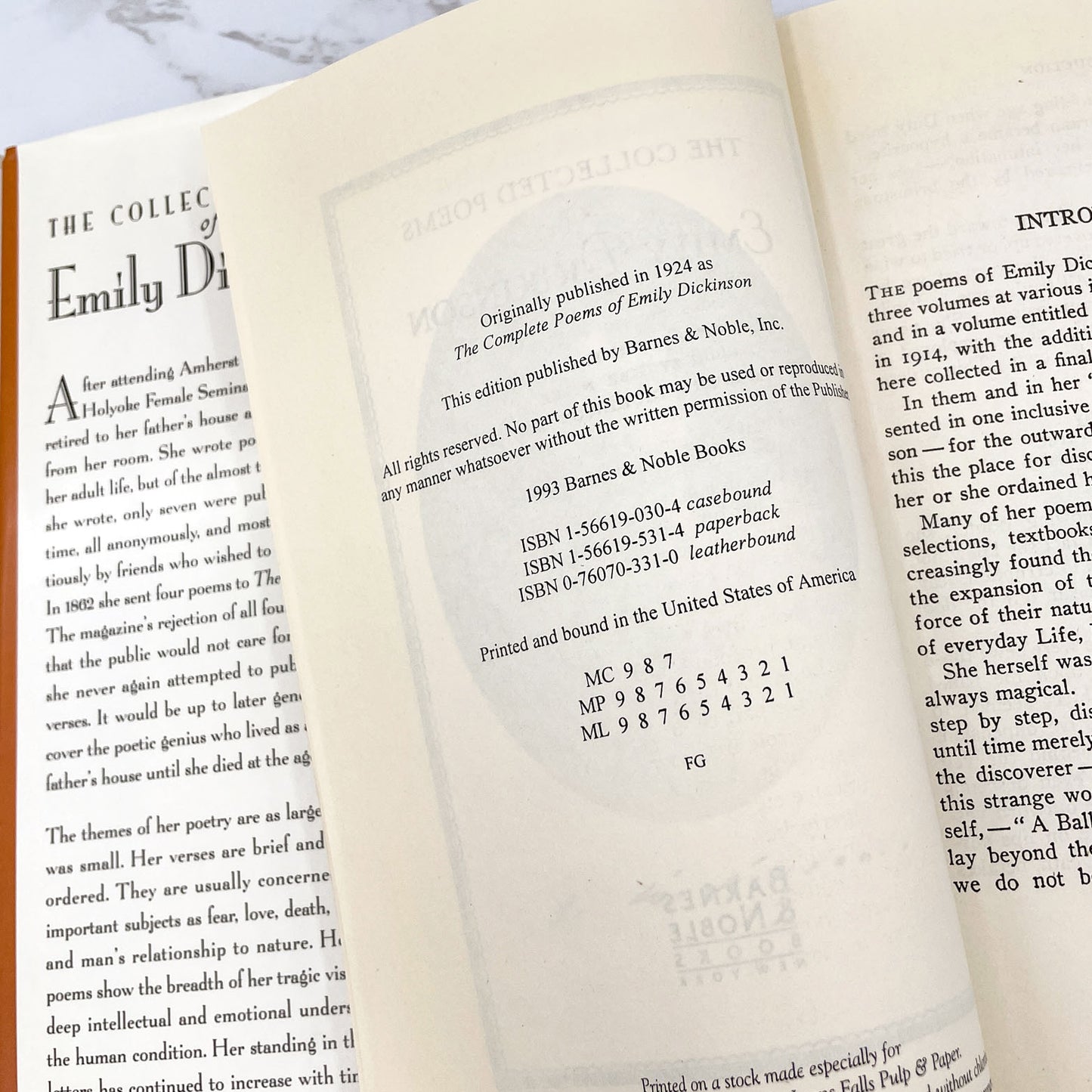 The Collected Poems of Emily Dickinson [HARDCOVER OMNIBUS] 1993 • B&N