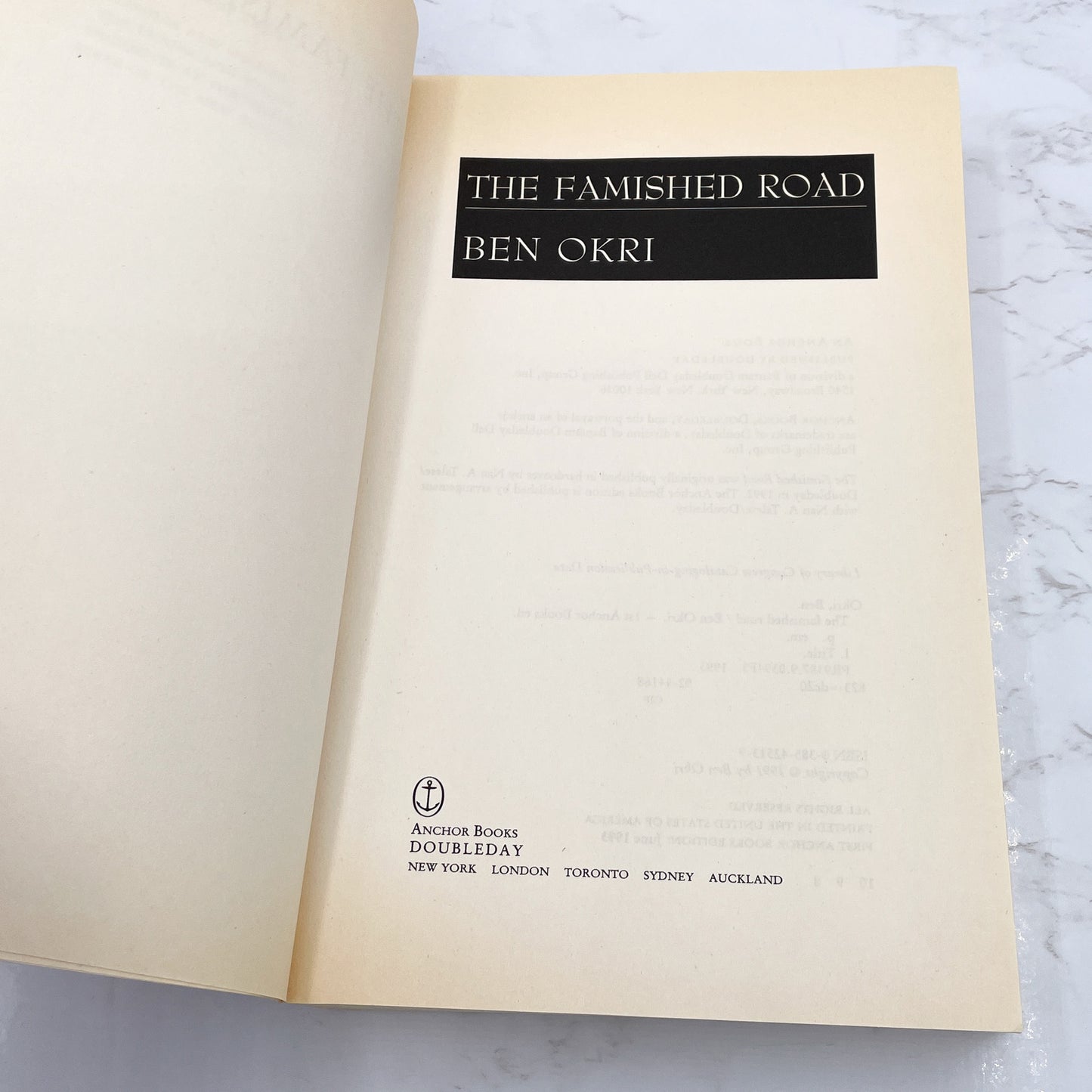 The Famished Road by Ben Okri [FIRST U.S. PAPERBACK EDITION] 1993 • Anchor Books