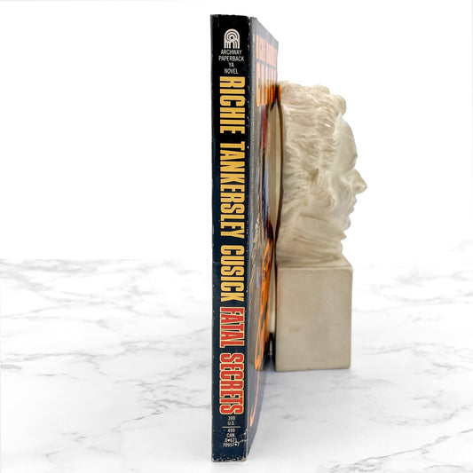 Fatal Secrets by Richie Tankersley Cusick [FIRST EDITION PAPERBACK] 1992 • Point Horror #24