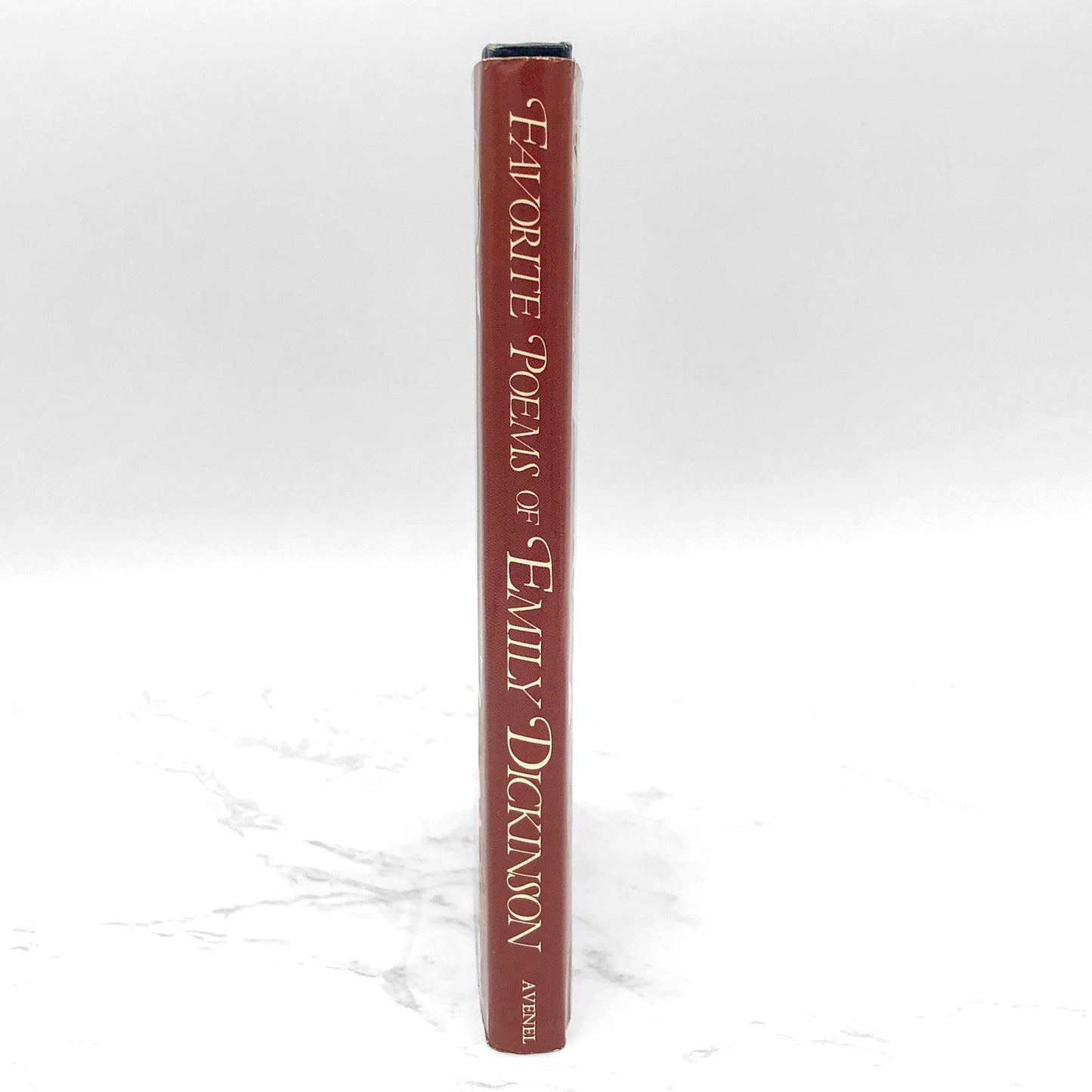 Favorite Poems Of Emily Dickinson [1978 HARDCOVER] • Avenel