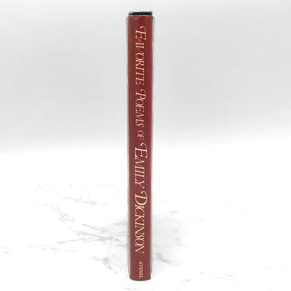 Favorite Poems Of Emily Dickinson [1978 HARDCOVER] • Avenel