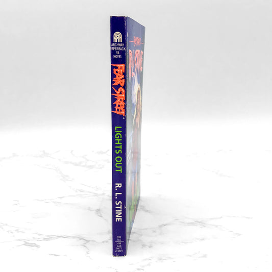 Fear Street #12: Lights Out by R.L. Stine [1991 PAPERBACK]