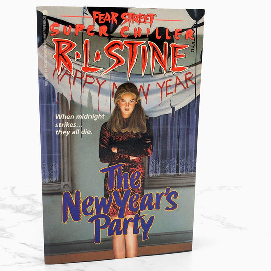 FEAR STREET The New Year's Party by R.L. Stine [1995 PAPERBACK] • Super Chiller #9