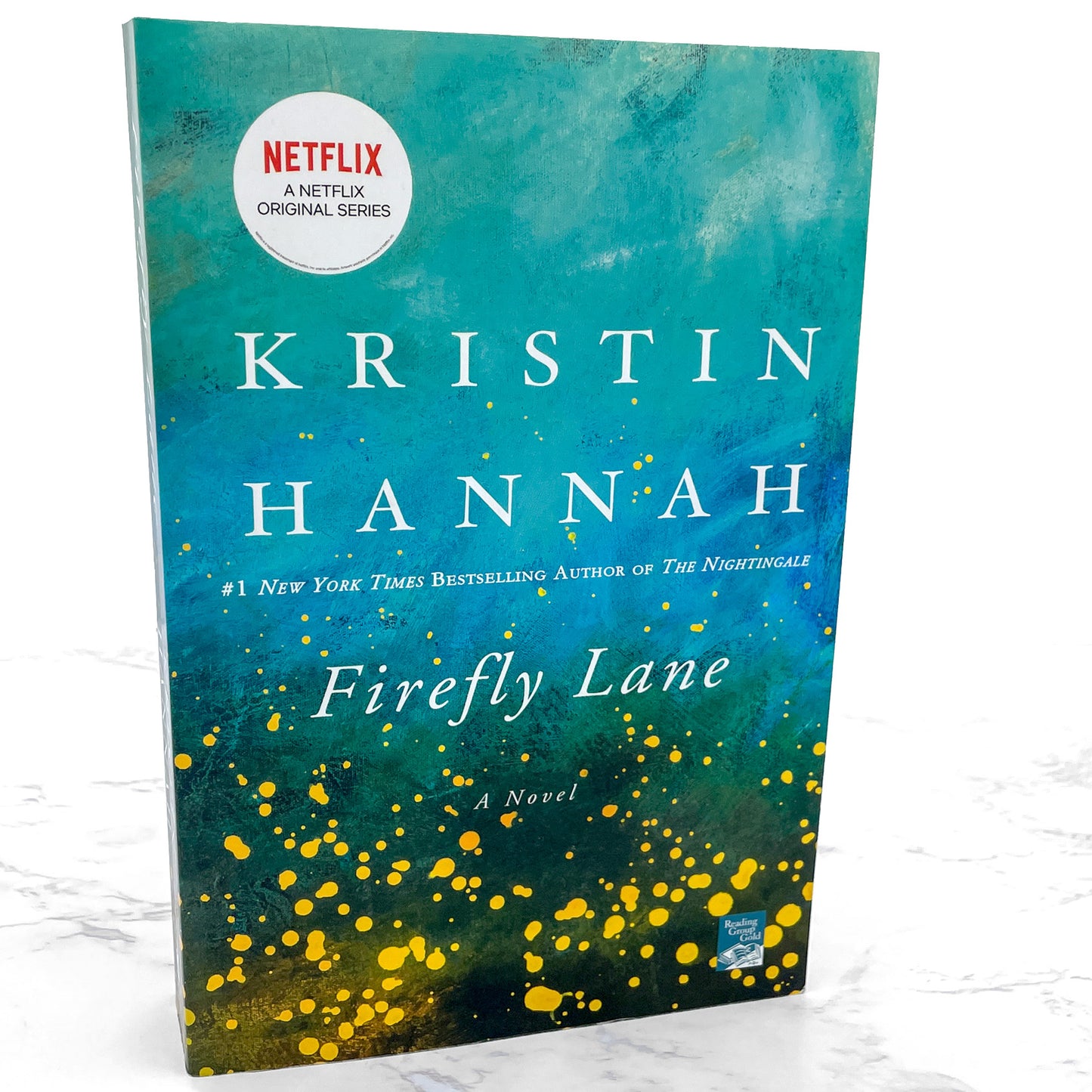 Firefly Lane by Kristin Hannah [TRADE PAPERBACK] 2009 • St. Martin's Griffin