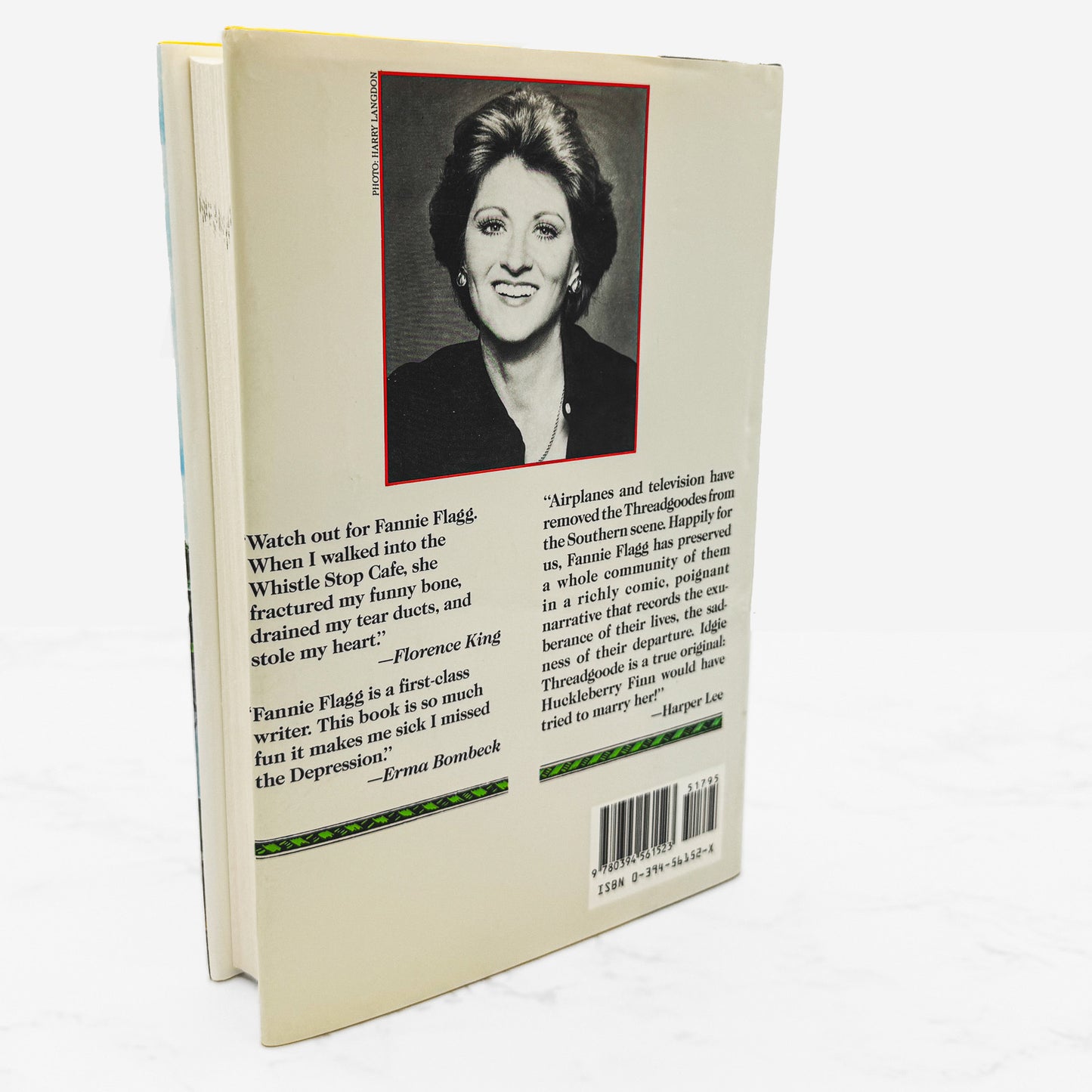 Fried Green Tomatoes at the Whistle Stop Cafe by Fannie Flagg [FIRST EDITION] 1987 • Random House