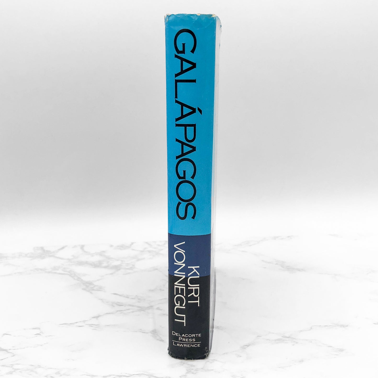 Galápagos by Kurt Vonnegut [FIRST EDITION] 1985 • Delacorte