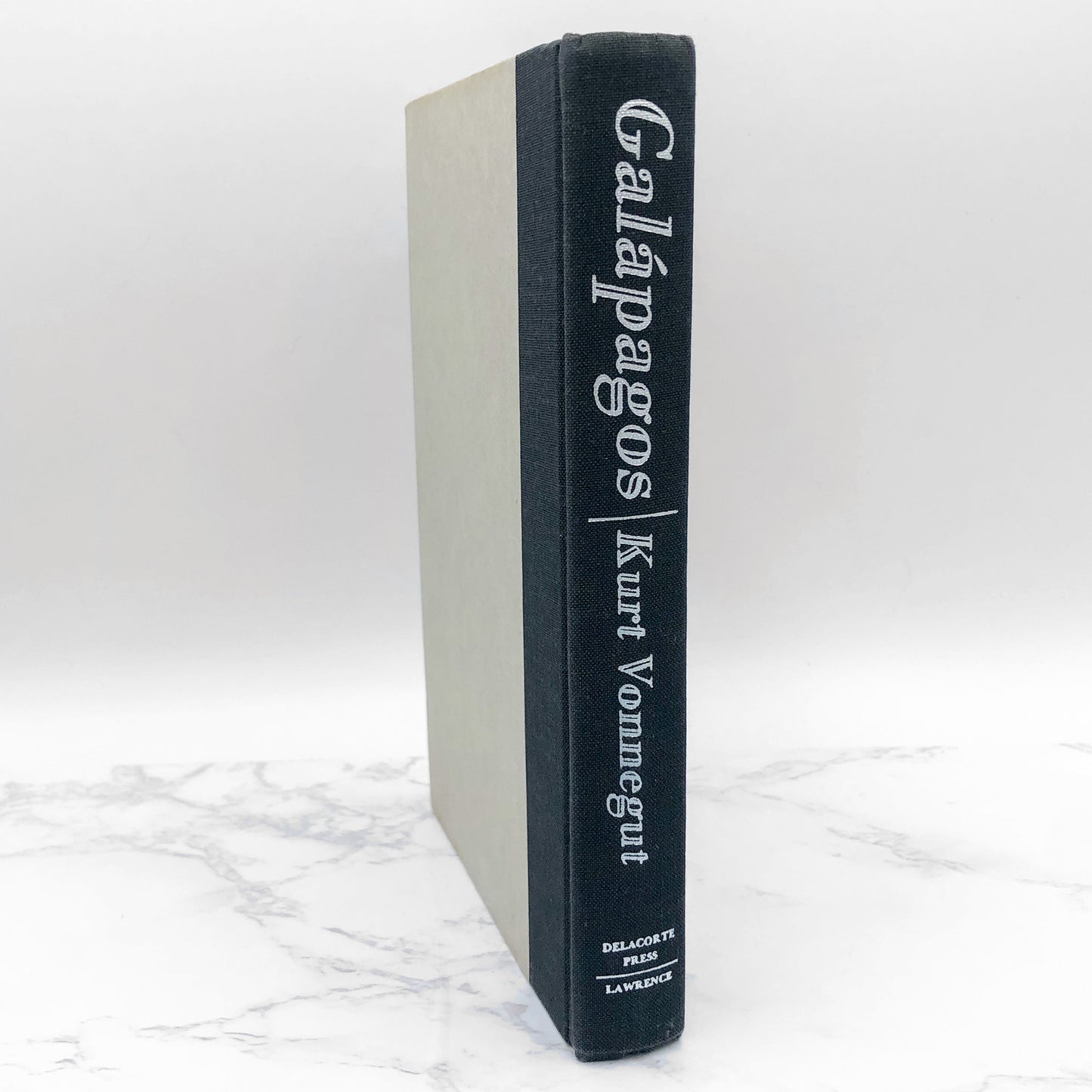 Galápagos by Kurt Vonnegut [FIRST EDITION] 1985 • Delacorte