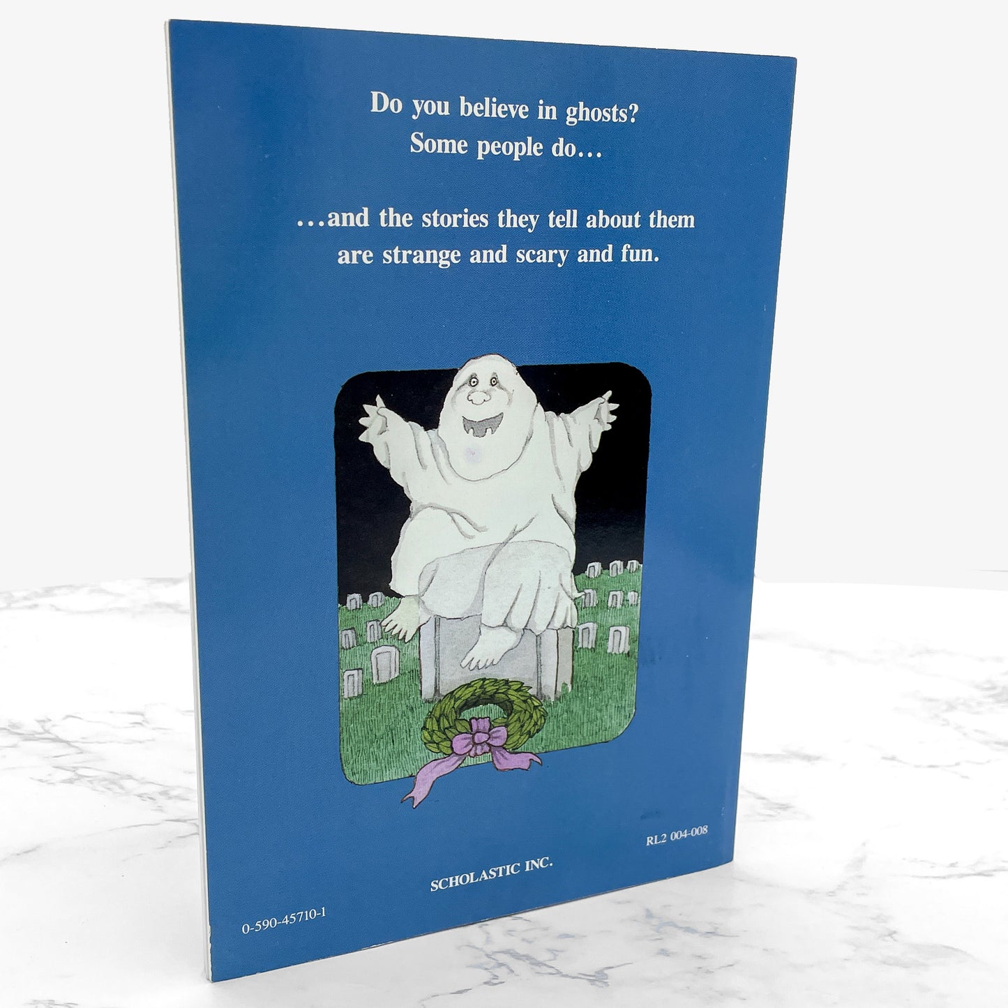 Ghosts! Ghostly Tales from Folklore by Alvin Schwartz & illustrated by Victoria Chess [FIRST PAPERBACK PRINTING] 1993 • Scholastic