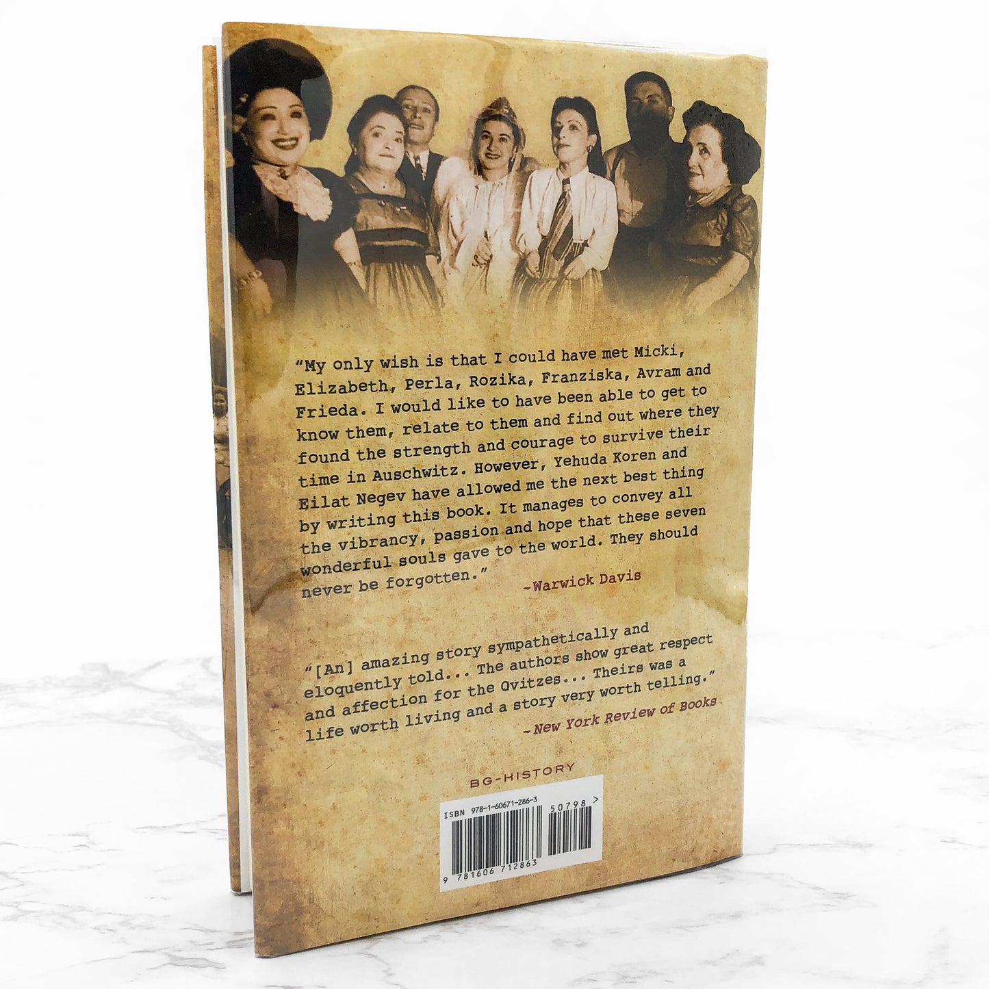 Giants: The Dwarfs of Auschwitz by Yehuda Koren & Eilet Negev [FIRST EDITION] 2013 • MJF