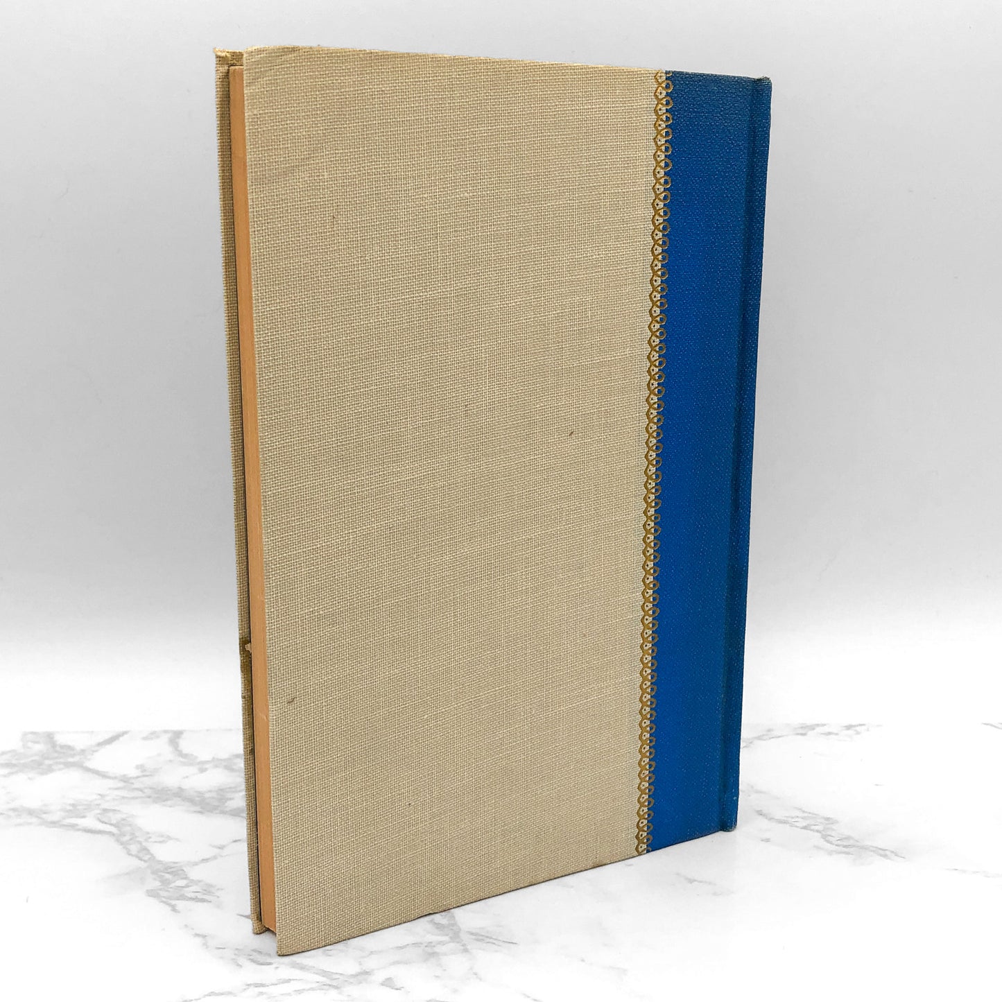 Book & Lyrics of the Best Known Gilbert & Sullivan Operas by W.S. Gilbert [ILLUSTRATED HARDCOVER] 1932 • World Publishing