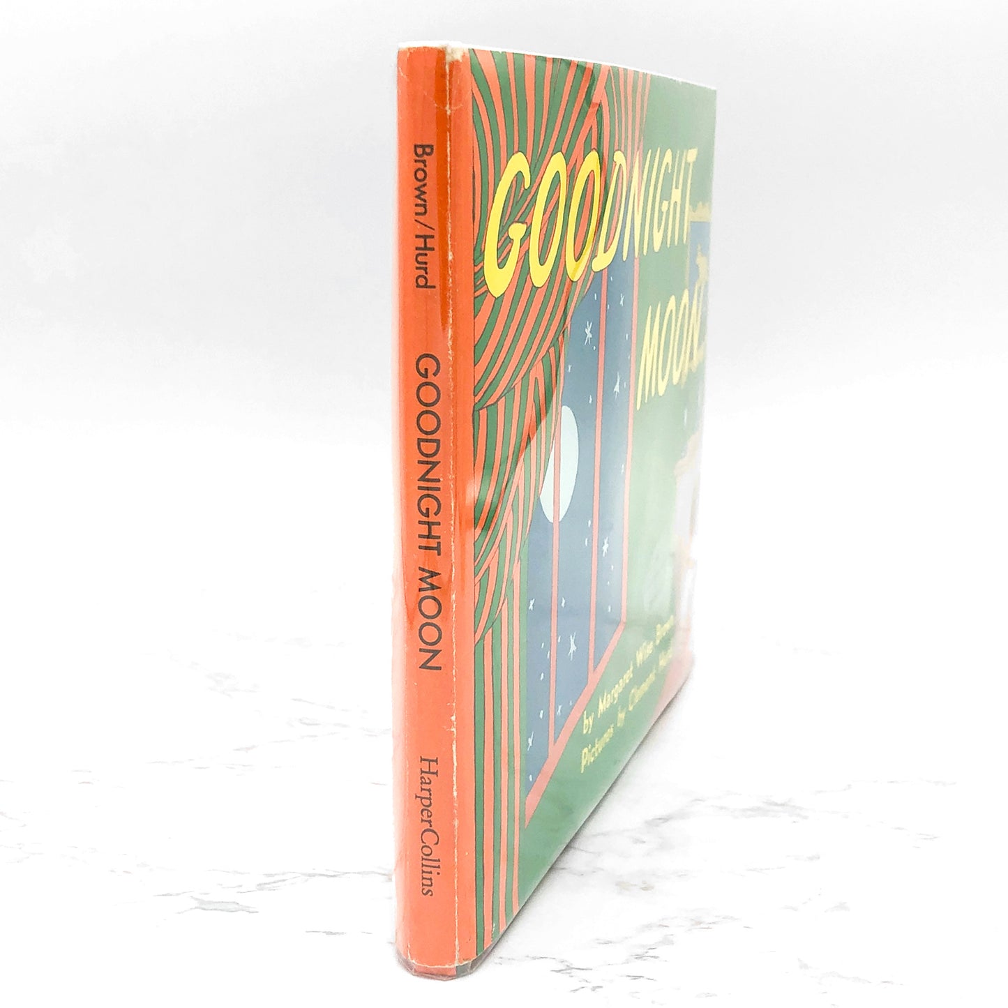 Goodnight Moon by Margaret Wise Brown & Clement Hurd [HARDCOVER RE-ISSUE] 1982 • Harper Collins