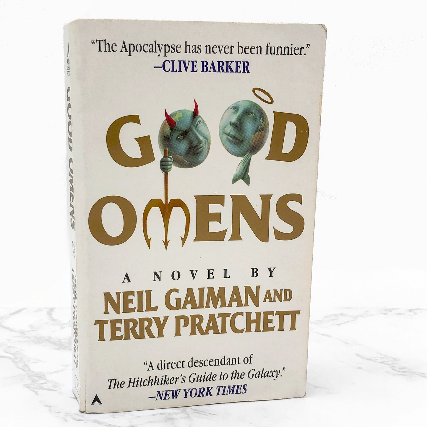 Good Omens by Neil Gaiman & Terry Pratchett [1996 PAPERBACK] • Ace