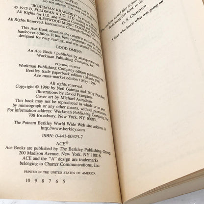 Good Omens by Neil Gaiman & Terry Pratchett [1996 PAPERBACK] • Ace