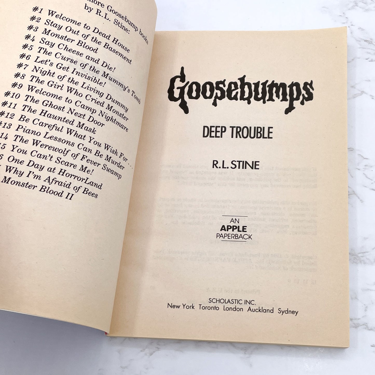 Deep Trouble by R.L. Stine [FIRST EDITION PAPERBACK] 1994 • Goosebumps #19