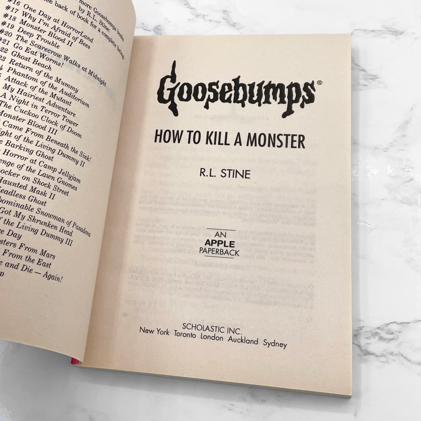 How to Kill a Monster by R.L. Stine [FIRST EDITION PAPERBACK] 1996 • Goosebumps #46 • Mint!