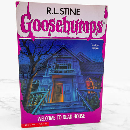 Welcome to Dead House (Goosebumps #1) by R.L. Stine [FIRST EDITION PAPERBACK] 1992