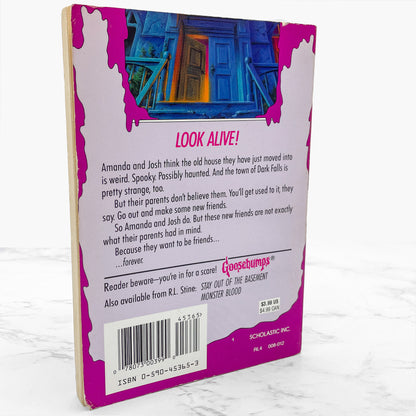 Welcome to Dead House (Goosebumps #1) by R.L. Stine [FIRST EDITION PAPERBACK] 1992