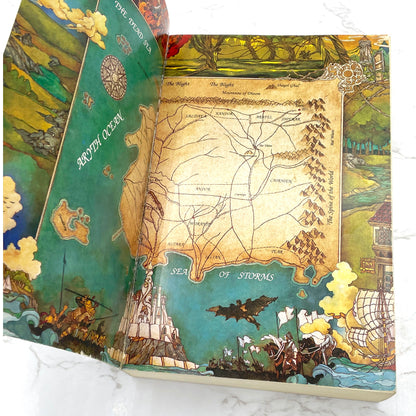 The Great Hunt by Robert Jordan [FIRST EDITION • FIRST PRINTING] 1990 • Trade Paperback • TOR • Wheel of Time #2