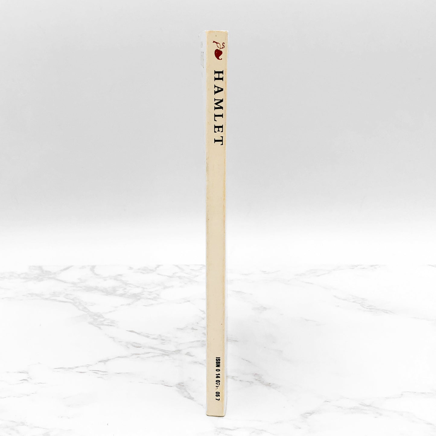 Hamlet by William Shakespeare [1985 PAPERBACK] • The Pelican Shakespeare • Penguin