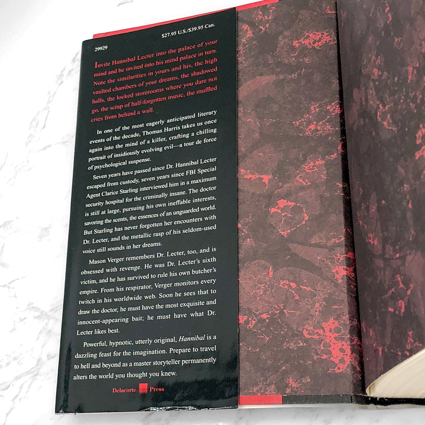 Hannibal by Thomas Harris [FIRST EDITION • FIRST PRINTING] 1999 • Delacorte