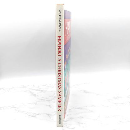 Hark! A Christmas Sampler by Tomie dePaola & Jane Yolen SIGNED! [FIRST EDITION] 1991