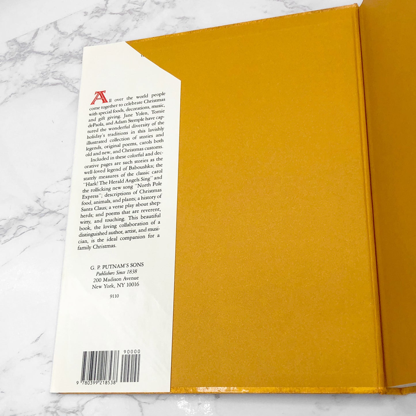 Hark! A Christmas Sampler by Tomie dePaola & Jane Yolen SIGNED! [FIRST EDITION] 1991