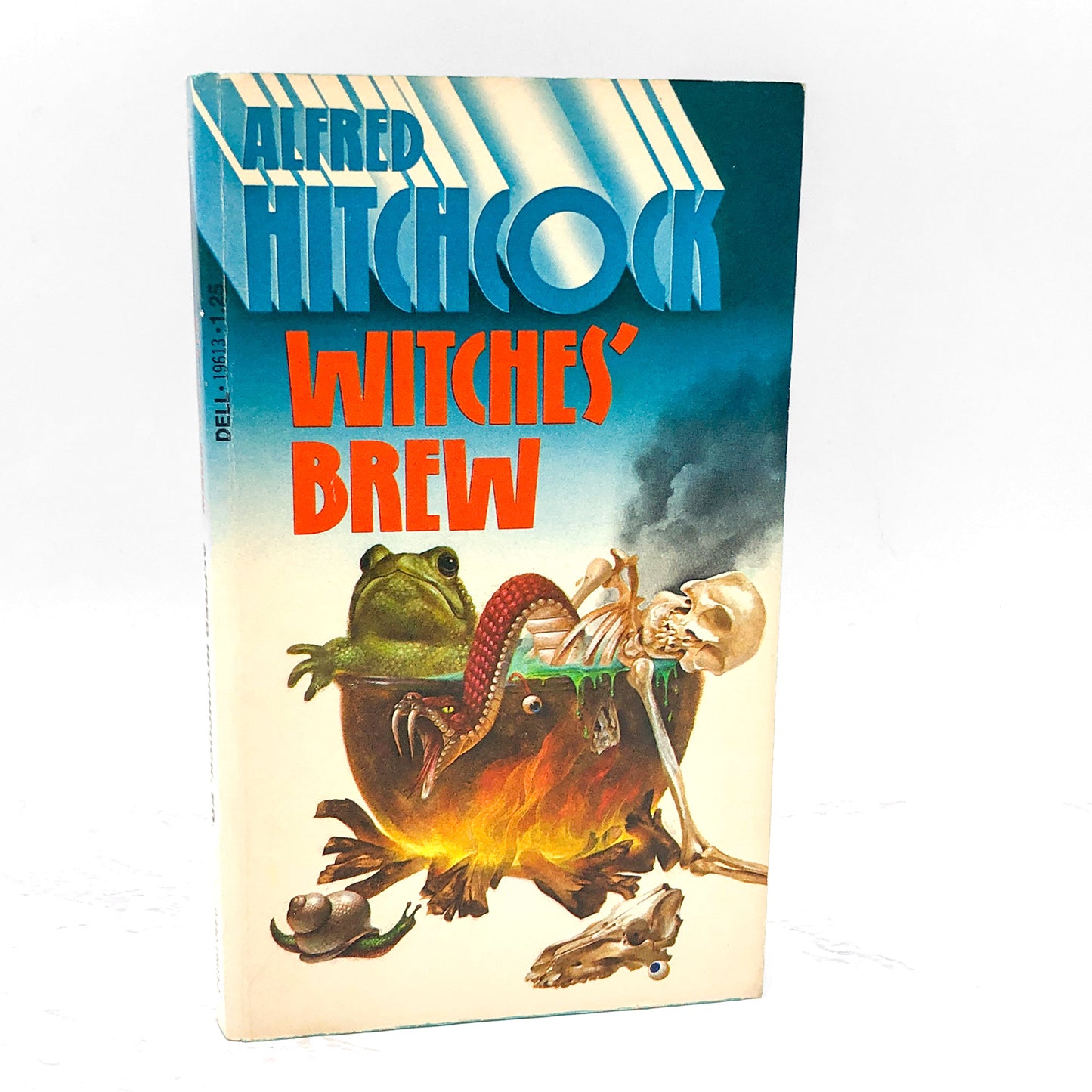 Alfred Hitchcock's Witch's Brew [1978 PAPERBACK] Dell