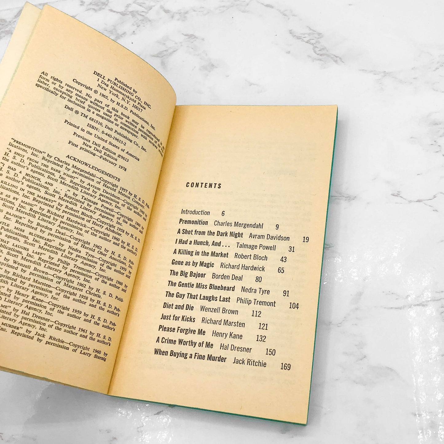 Alfred Hitchcock's Witch's Brew [1978 PAPERBACK] Dell