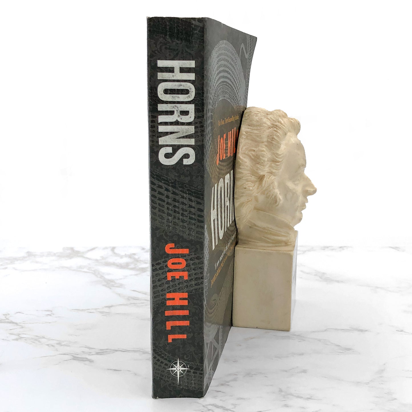 Horns by Joe Hill [FIRST U.K. PAPERBACK EDITION] 2011 • Gollancz